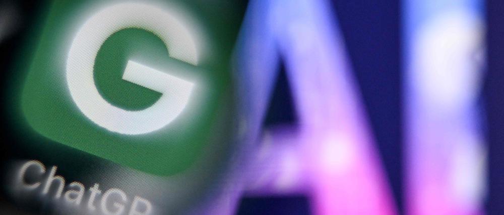 Künstliche Intelligenz (KI) – oder Artificial Intelligence (AI) im Englischen – verändert immer mehr Prozesse in Unternehmen.