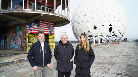 Julian Bauer, Joachim Meier und Maria Termoth (v.l.n.r.) wollen den Berliner Teufelsberg neu beleben.