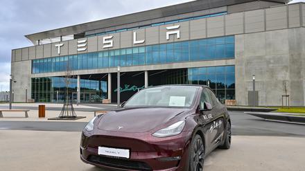 20.02.2024, Brandenburg, Grünheide: Das Werk der Tesla-Gigafactory Berlin-Brandenburg. (zu dpa: «Nach Bürgervotum: Appelle zu Lösung im Streit um Tesla-Erweiterung») Foto: Patrick Pleul/dpa +++ dpa-Bildfunk +++