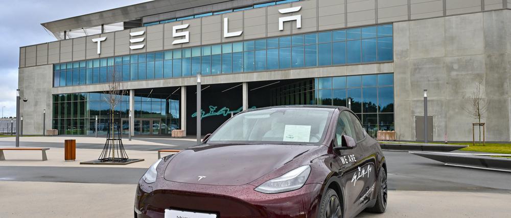 20.02.2024, Brandenburg, Grünheide: Das Werk der Tesla-Gigafactory Berlin-Brandenburg. (zu dpa: «Nach Bürgervotum: Appelle zu Lösung im Streit um Tesla-Erweiterung») Foto: Patrick Pleul/dpa +++ dpa-Bildfunk +++