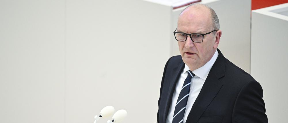 ARCHIV - 24.01.2024, Brandenburg, Potsdam: Dietmar Woidke (SPD), Ministerpräsident von Brandenburg, bei der 99. Sitzung des Landtages Brandenburg. (zu dpa: «Woidke will AfD-Wähler zurückgewinnen») Foto: Jens Kalaene/dpa +++ dpa-Bildfunk +++