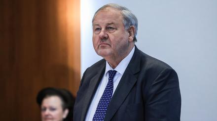 Hanno Berger, Steueranwalt, im Dezember 2022 im Gerichtssaal in Bonn. Der einstige Finanzbeamte in Hessen gilt als wichtigster Kopf im Cum-Ex-Skandal.