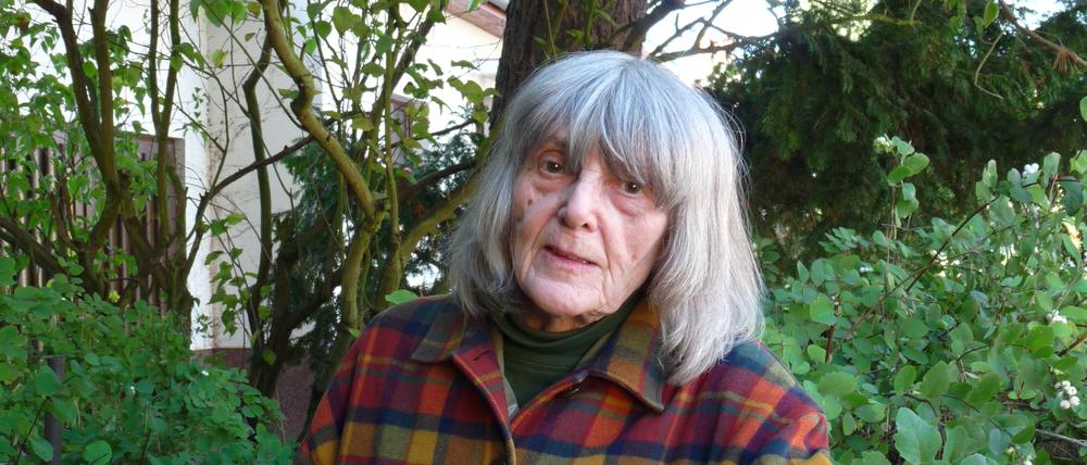 Ruth Wolf-Rehfeldt (1932-2024) schickte in den 1980er Jahren Mailart aus der DDR in die ganze Welt.