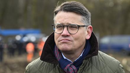 Boris Rhein holte mit der CDU in Hessen ein sattes Ergebnis. Doch über seinen Parteichef sagt er: „Friedrich Merz muss von mir nichts lernen.“
