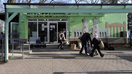 Potsdamer Tafel. Ausgabestelle der "Tafel Potsdam" in der Drewitzer Straße.