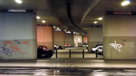 Die Brückenstützen bleiben, das Brückendach wird abgerissen: Das sind die aktuellen Pläne des Senats.