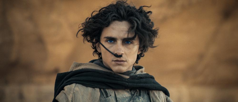 Muss den Film auf seinen schmalen Schultern tragen: Timothée Chalamet als der auserwählte Paul Atreides.