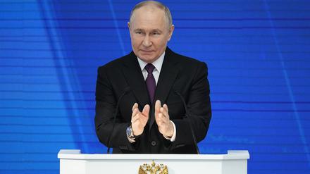 29.02.2024, Russland, Moskau: Wladimir Putin, Präsident von Russland, hält seine Rede zur Lage der Nation.