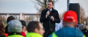 Ministerpräsident Michael Kretschmer gehörte zu den Polikern, die den Streikenden ihre Solidarität versicherten.  