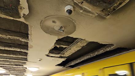 Offene Decken am U-Bahnhof Kottbusser Tor.