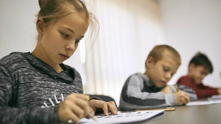 „Ungerecht“ sei die schlechte Versorgung der Schulen in Berzirken wie Marzahn-Hellerdorf, kritisiert Bezirkselternsprecher Norman Heise.