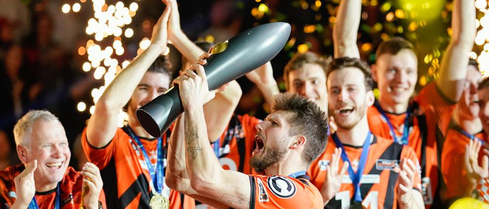 In drei Sätzen gelang Berlin die Titelverteidigung.