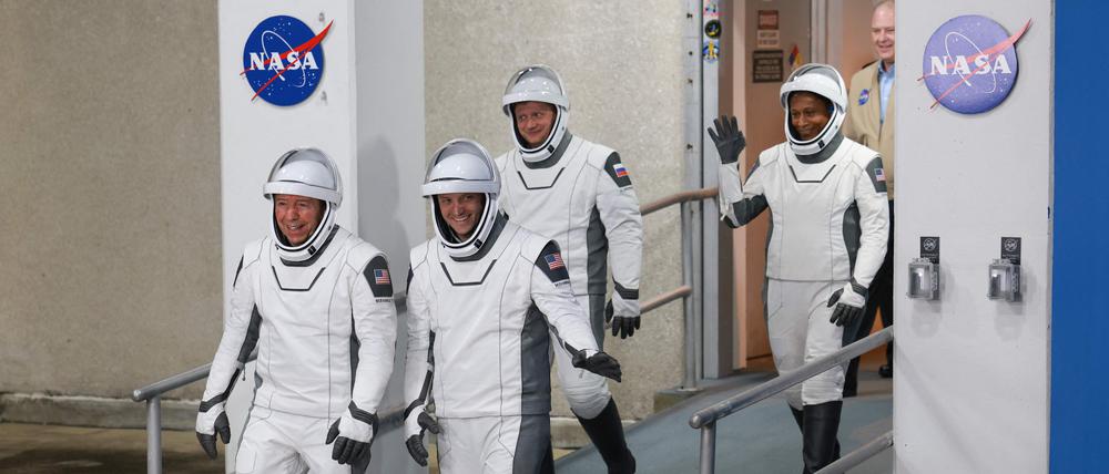 Michael Barratt, Dominick, Alexander Grebenkin und Jeanette Epps kurz vor dem Start in Cape Canaveral, Florida.