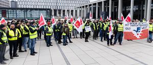 Warnstreik am BER.