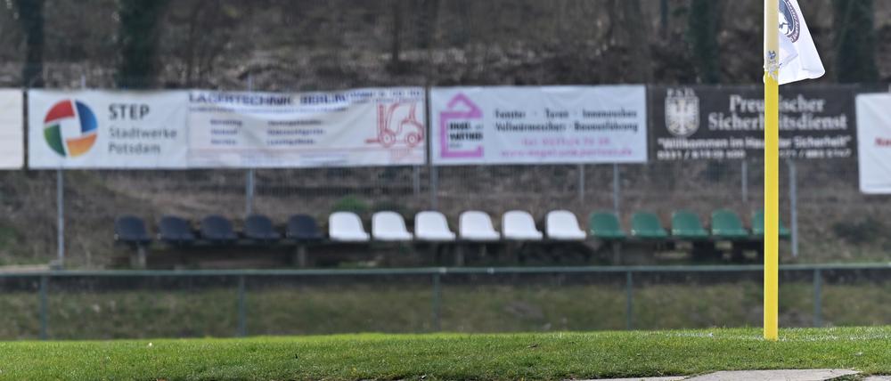 Der Naturrasenplatz der SG Bornim an der Golmer Chaussee. Dort trainierten die Potsdam Royals.