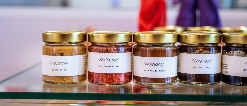 Misopasten bei „Mimi Ferments“ im Berliner Wedding.