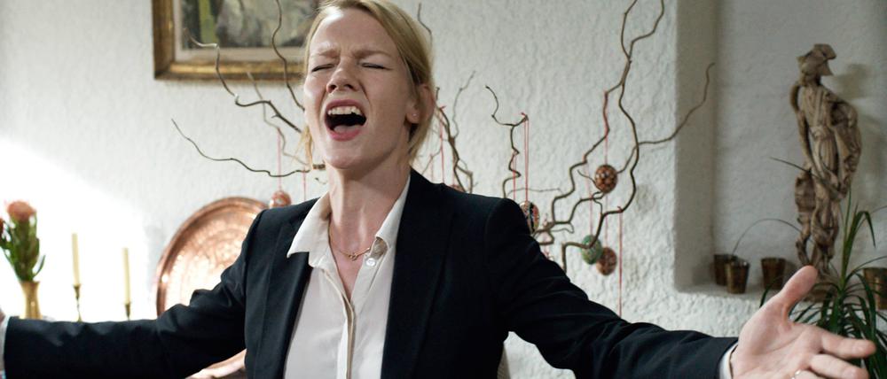 Greatest Love of All. Mit ihrer Whitney-Houston-Gesangseinlage schrieb Sandra Hüller in „Toni Erdmann“ Filmgeschichte.