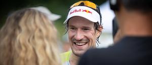 Der Ironman-Weltmeister Sebastian Kienle über die richtige Strategie für Langfristziele. Und was der Sport ihn für die Laufbahn nach der Triathlonkarriere gelehrt hat.