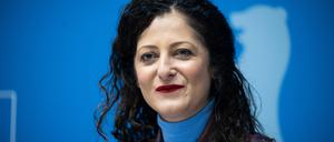 Cansel Kiziltepe (SPD), Berliner Senatorin für Arbeit, Soziales, Gleichstellung, Integration, Vielfalt und Antidiskriminierung, spricht nach einer Sitzung des Berliner Senats im Roten Rathaus.