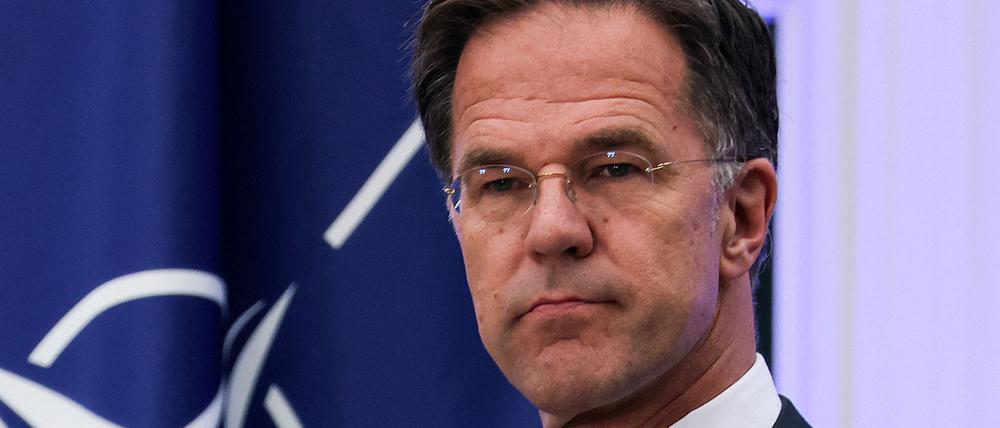 Der niederländische Premierminister Mark Rutte nimmt am 27. Juni 2023 an einer Pressekonferenz mit dem Nato-Generalsekretär in Den Haag teil.