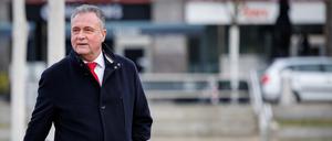 Claus Weselsky, Bundesvorsitzender der GDL, kommt zu einer Kundgebung im Rahmen des sechstägigen Streiks der Lokführergewerkschaft GDL.