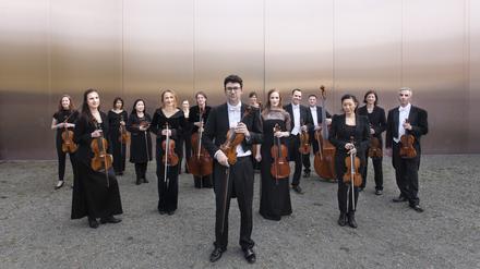 Die Musikerinnen und Musiker des Deutschen Kammerorchesters Berlin. Foto: Stephan Cleef