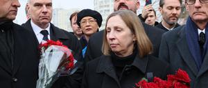 Lynne Tracy, Botschafterin der USA in Russland, bei der Trauerfeier für Alexei Navalny in Moskau