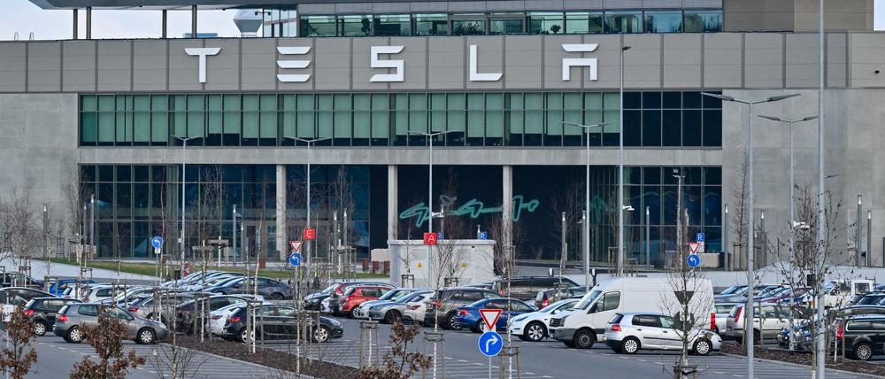 Das Tesla-Werk in Grünheide bei Berlin