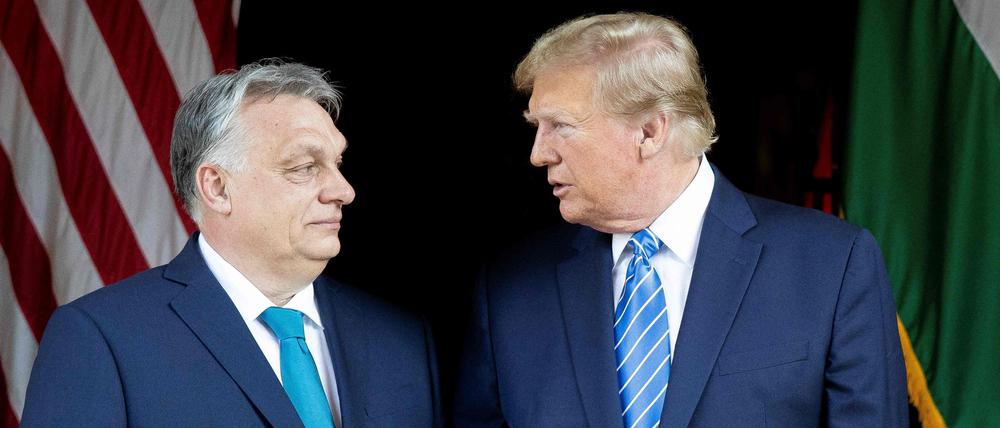 Ungarns Premier Viktor Orban mit dem früheren US-Präsidenten Donald Trump