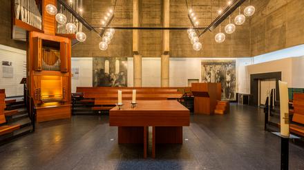 In der Evangelischen Gedenkkirche Plötzensee sind die wiederentdeckten Zeichnungen Hrdlickas zu sehen.