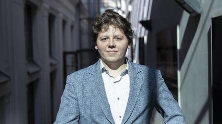 Der letttische Dirigent Aivis Greters debütierte am 10. März 2024 beim Deutschen Symphonie-Orchester Berlin