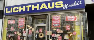 Räumungsverkauf im Lichthaus Moabit, bevor das Lampengeschäft schließt.