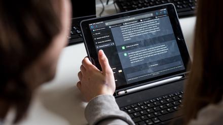 Teilnehmerinnen eines Workshops zum Umgang mit ChatGPT 