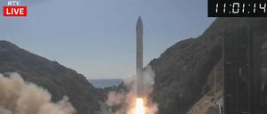 Dieses Bild zeigt eine kleine Rakete von dem in Tokio ansässigen Startup-Unternehmen Space One. 