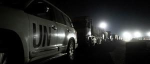 Trucks mit Hilfsgütern des Welternährungsprogramms (WFP) auf dem Weg in den Norden des Gazastreifens.