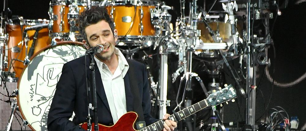 The 1975 mit Frontmann Matty Healy bei einem Konzert in den USA.
