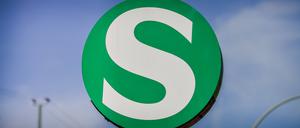 Bedeutet das S „Stadtbahn“ oder „Schnellbahn“?