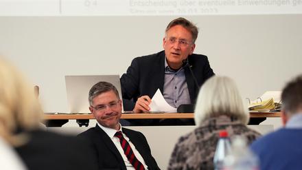 Parteifreunde: Stadtpräsident Pete Heuer und Oberbürgermeister Mike Schubert gelten seit Jahren, obwohl beide in der SPD sind, als Kontrahenten. 