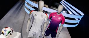 So sehen sie aus: die neuen DFB-Trikots.