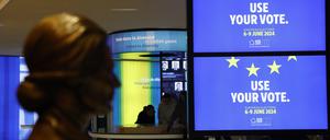 Werbung für die bevorstehenden Europawahlen im EU-Parlamentsgebäude in Straßburg.
