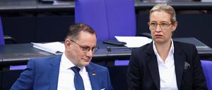 Die AfD-Bundesspitze erwägt nach eigener Aussage rechtliche Schritte gegen das „Compact-Magazin.