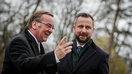 Verteidigungsminister Boris Pistorius (links) und sein polnischer Kollege Wladyslaw Kosiniak-Kamysz.
