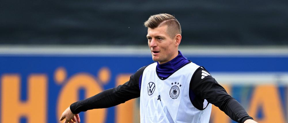 Toni Kroos ist zurück bei der deutschen Nationalmannschaft. 