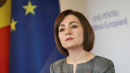 Die moldawische Präsidentin Maia Sandu bei einer Pressekonferenz in Chișinău, Moldau.
