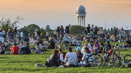  Tempelhofer Feld