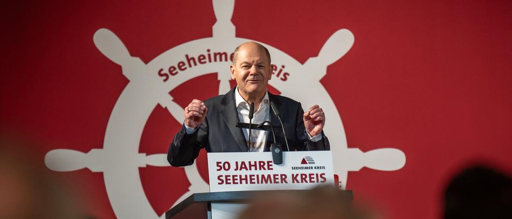 Bundeskanzler Olaf Scholz (SPD) nimmt am Jubiläumsempfang zu 50 Jahre Seeheimer Kreis teil.