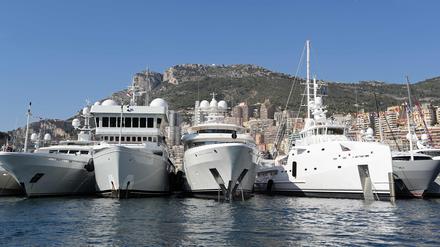 Wer eine Yacht chartern will, kann das heute auch im Internet tun.