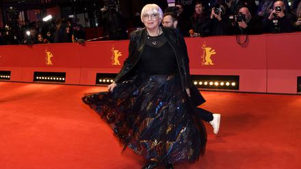 Claudia Roth auf dem Roten Teppich der Berlinale im Februar. Bei der Abschluss-Gala häuften sich die allzu einseitigen israelkritischen Statements. 