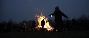 Osterfeuer im Buga Park in Potsdam (Archivbild von 2018).