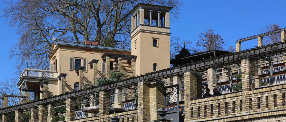Sanierung des Winzerberges Potsdam
Führung am Weinberg: Der Förderverein berichtet über den nächsten Sanierungsabschnitt. Eingeladen hat das EuropäischeKulturerbenetzwerk Europa Nostra.